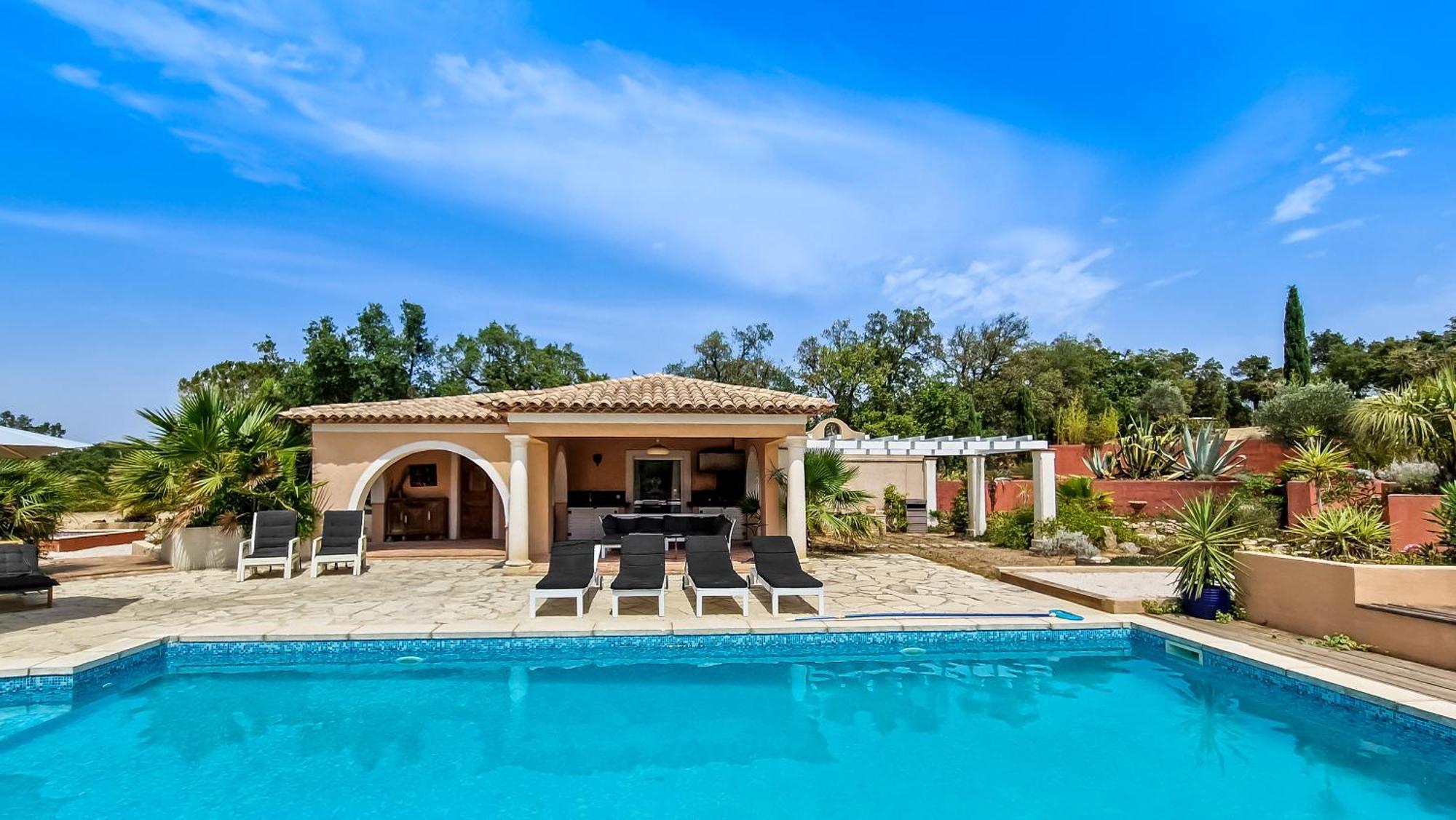 Villa La Lanterne Le Plan-de-la-Tour Экстерьер фото